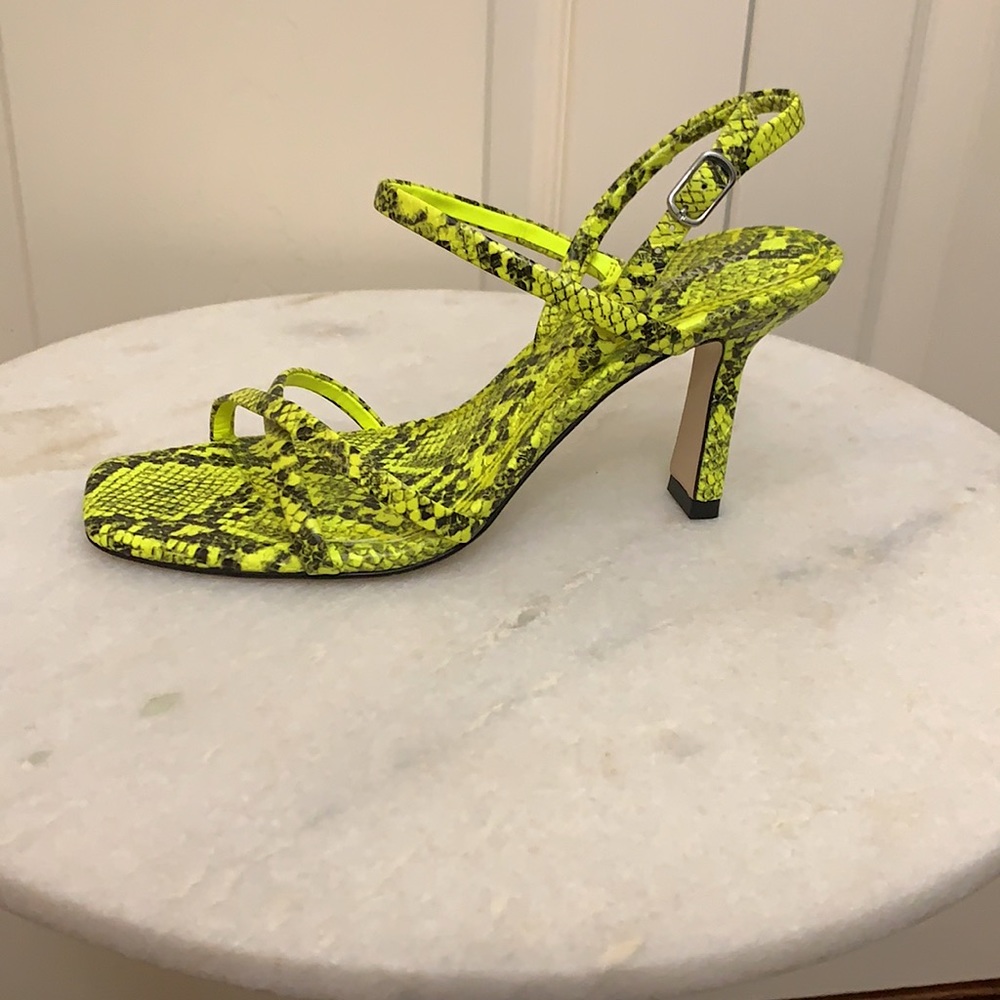 Gianni Bini Neveena Neon Green Snake Print Sandal - Picture 3 of 10